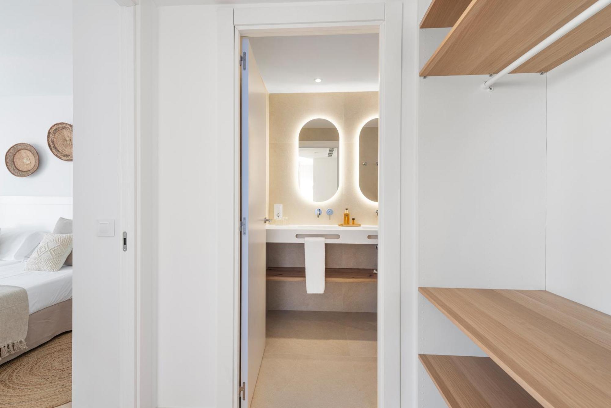 Baulo Mar Apartments カン・ピカフォルト 部屋 写真